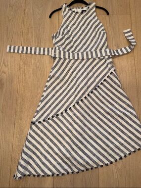 Banana Republic!WORN ONCE!Navy & off-white Asymmetrical Striped Wrap Dress!LINED